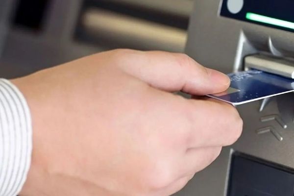 کارت رفاه ۶ میلیون تومانی؛ آیا شما در لیست مشمولان هستید؟