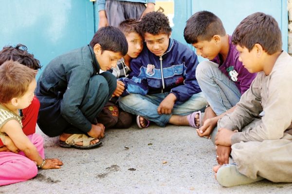 فاجعه‌ای تلخ/ افزایش کودک فروشی به دلیل فقر شدید در ایران